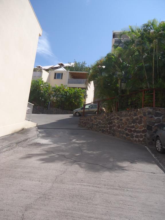 Charmant Studio Saint-Gilles-les Bains Ngoại thất bức ảnh
